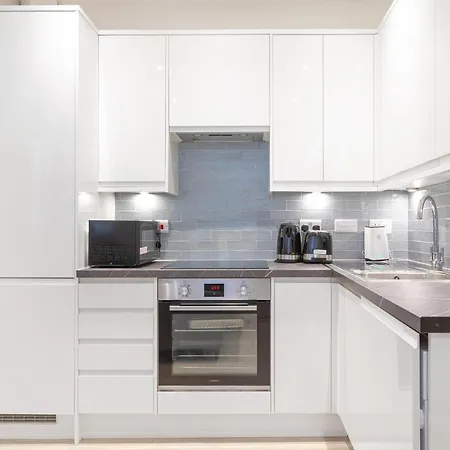 Quaint Homes In Chelsea-2