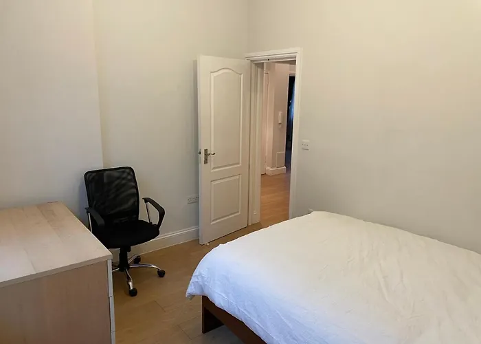 147 Knapp Road House London